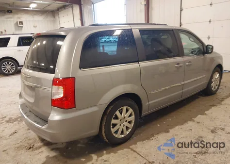 2015 Chrysler Town & Country Touring из США, поврежденный, VIN 2C4RC1BG6FR588550